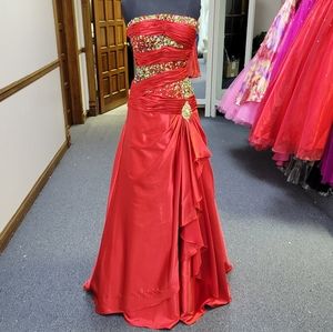 KARISHMA RED A LINE DRESS